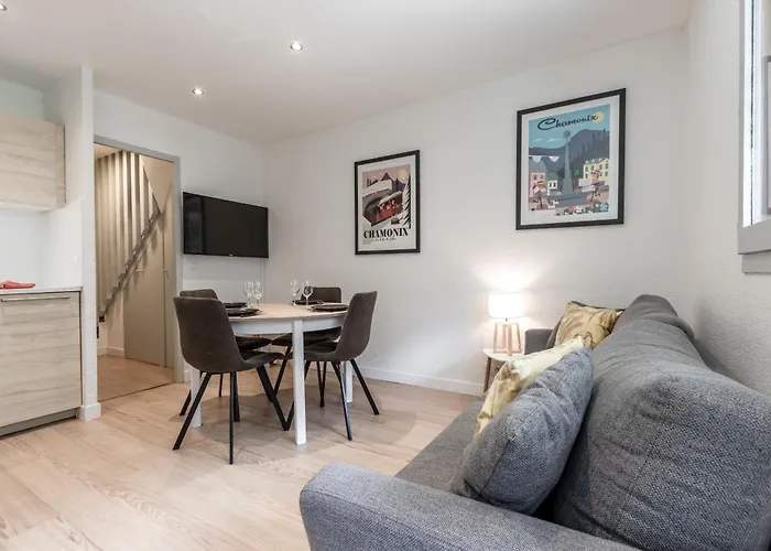 Duplex - Aiguille Du Midi - Centre * Chamonix